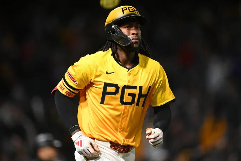 Oneil Cruz Chasing Rare 30/30 Season to Join Barry Bonds’ Exclusive Pirates Club Oneil Cruz Chasing Rare 30/30 Season to Join Barry Bonds’ Exclusive Pirates Club