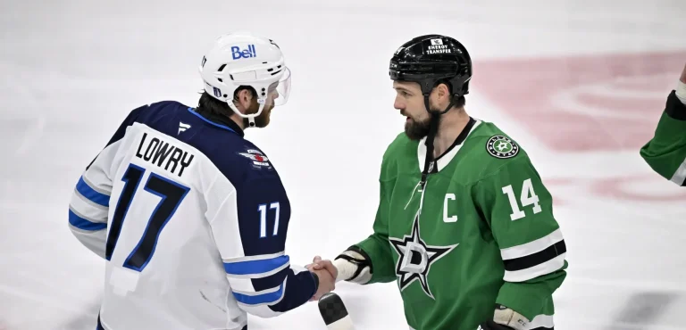 Adam Lowry hip surgery recovery timeline