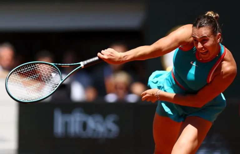 Amanda Anisimova French Open showdown with Sabalenka