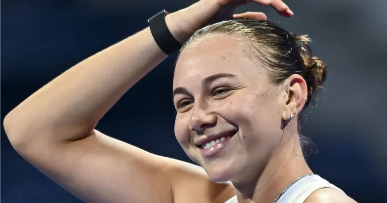 Amanda Anisimova Roland-Garros third round victory