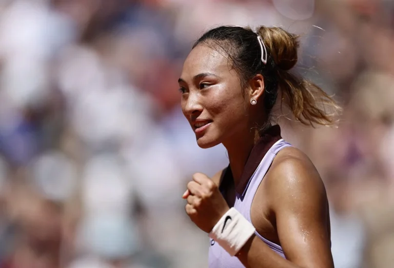 Amanda Anisimova Roland Garros Last 16 victory