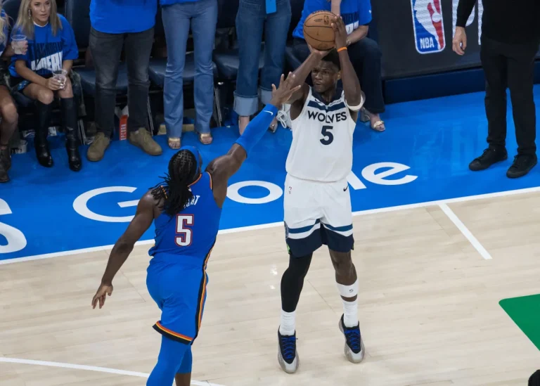 Anthony Edwards explosive performance against Thunder