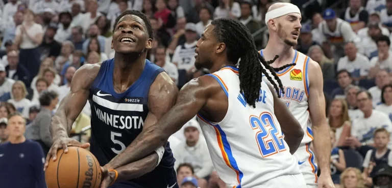 Anthony Edwards teaming up with Kevin Durant