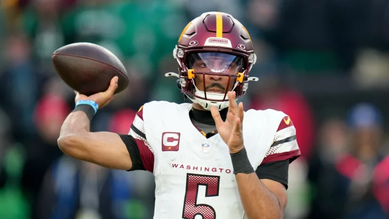 Bo Nix overcoming adversity as Broncos quarterback