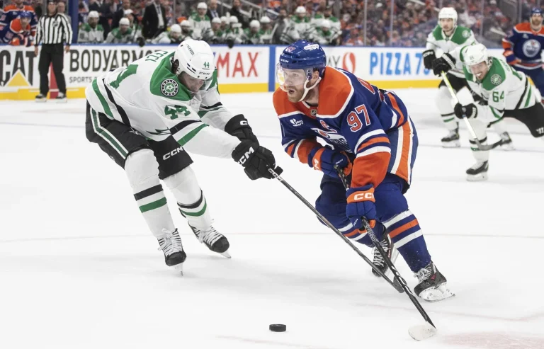 Connor McDavid second-fastest to 100 NHL playoff assists