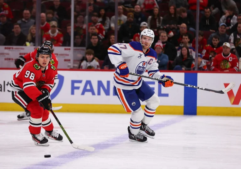 Connor McDavid supports Canada's first WNBA team