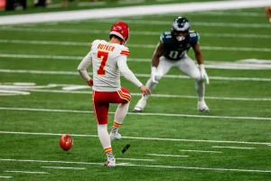 Jakobi Meyers Fantasy Football 2025: New QB, Tough Competition, and What It Means for Your Lineup