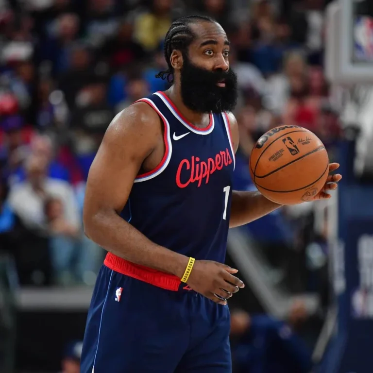 James Harden expected to stay with Clippers