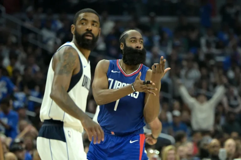 James Harden staying with Los Angeles Clippers