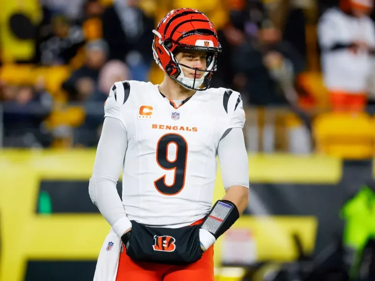 Joe Burrow calls for Bengals WR extensions