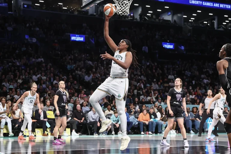 Jonquel Jones injury update ahead of Valkyries game