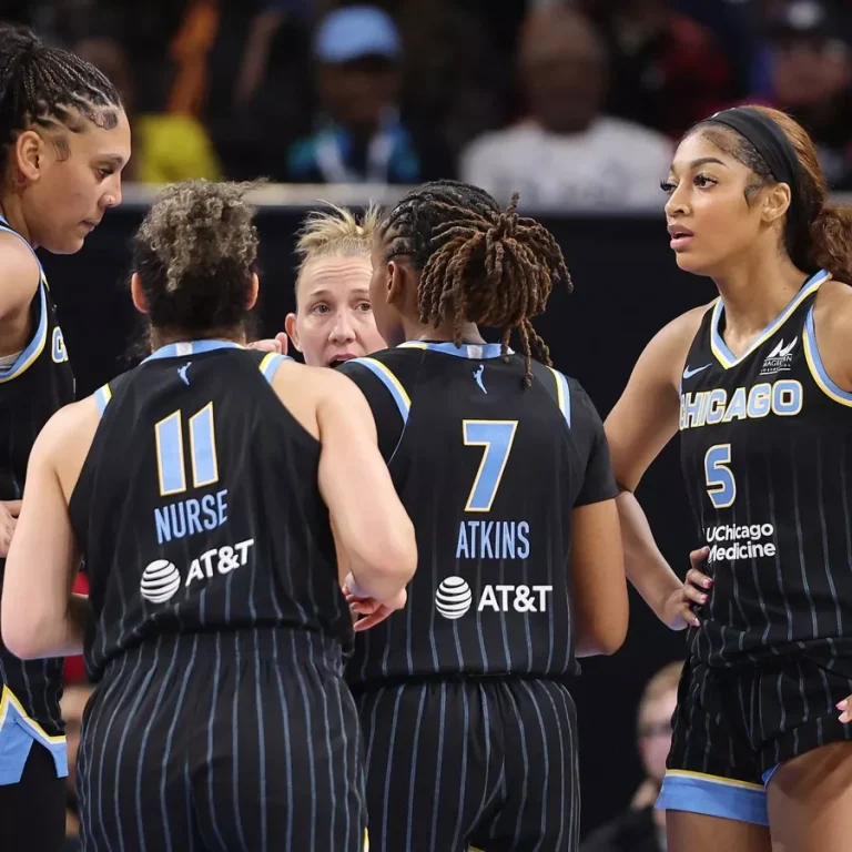 Kamilla Cardoso struggles in Chicago Sky season start