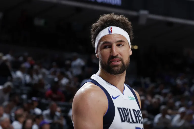 Klay Thompson NBA star receives prayers