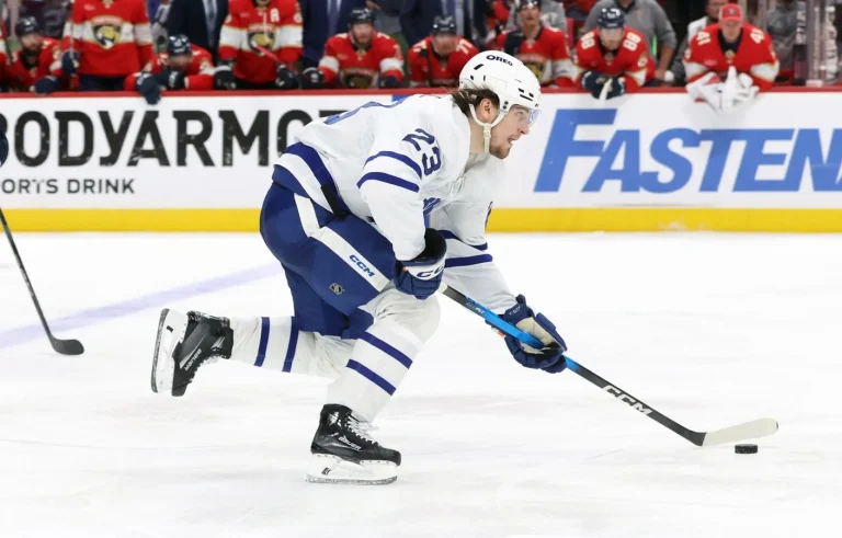 Matthew Knies contract offer sheet Maple Leafs match