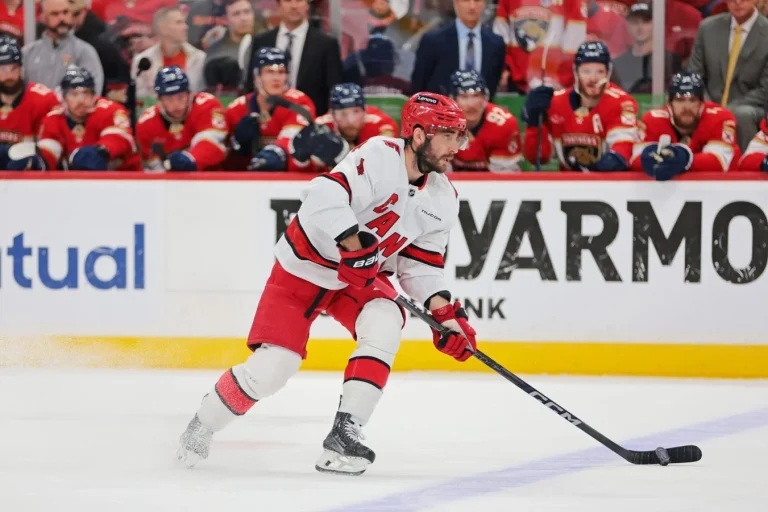 Mikko Rantanen refusing Canes contract