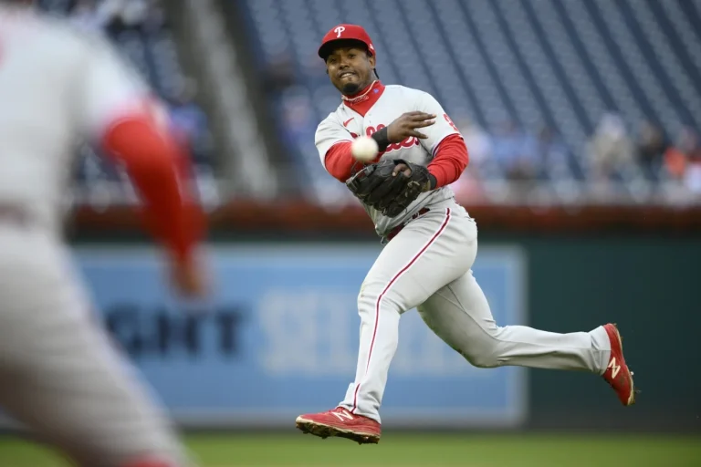 Phillies Eye Emotional Reunion with Rhys Hoskins to Boost Playoff Push and Outfield Depth Phillies Eye Emotional Reunion with Rhys Hoskins to Boost Playoff Push and Outfield Depth
