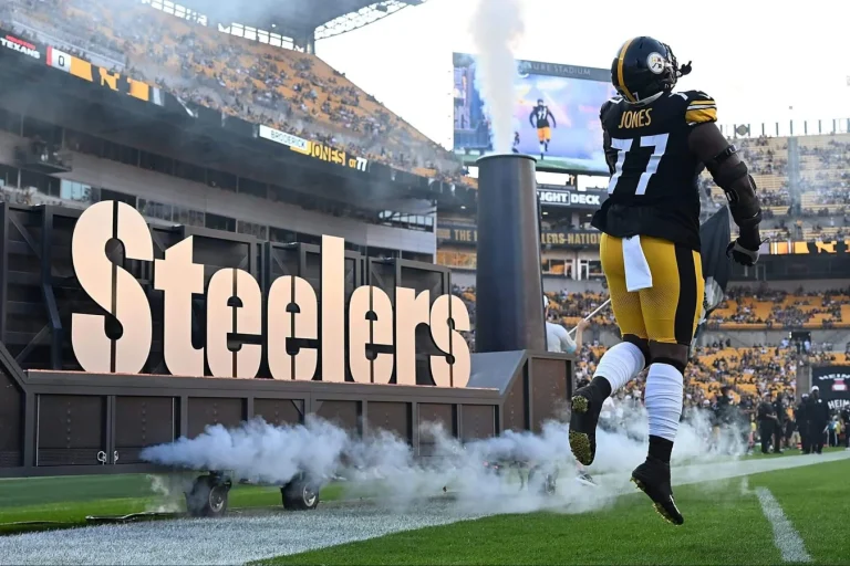 Troy Fautanu Steelers offensive tackle comeback