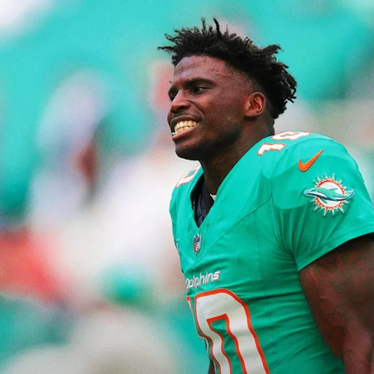 Tyreek Hill energizes Dolphins offseason program