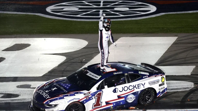 William Byron emotional rollercoaster at Charlotte