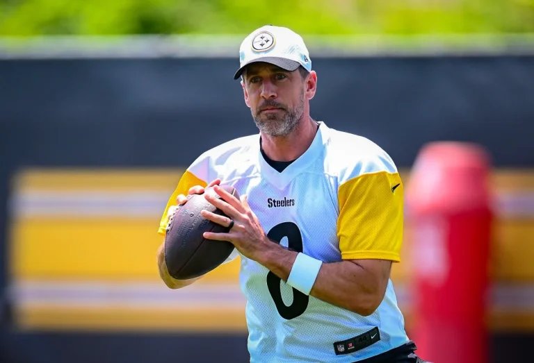 Aaron Rodgers Steelers final season