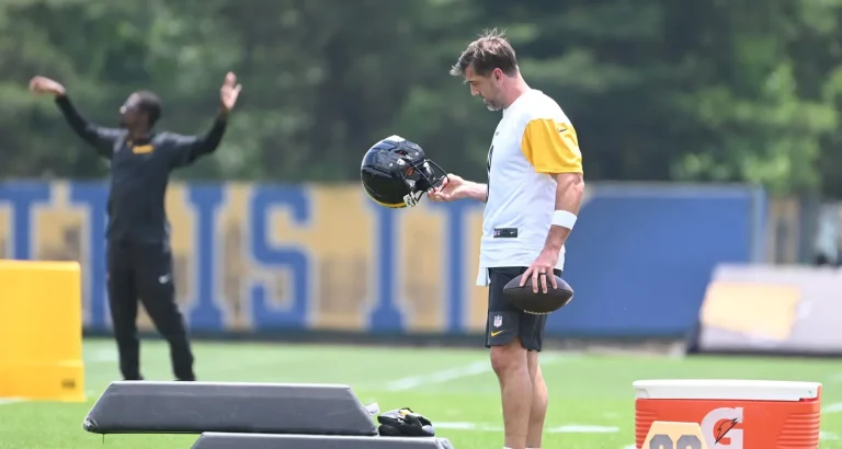 Aaron Rodgers Steelers receiver trade