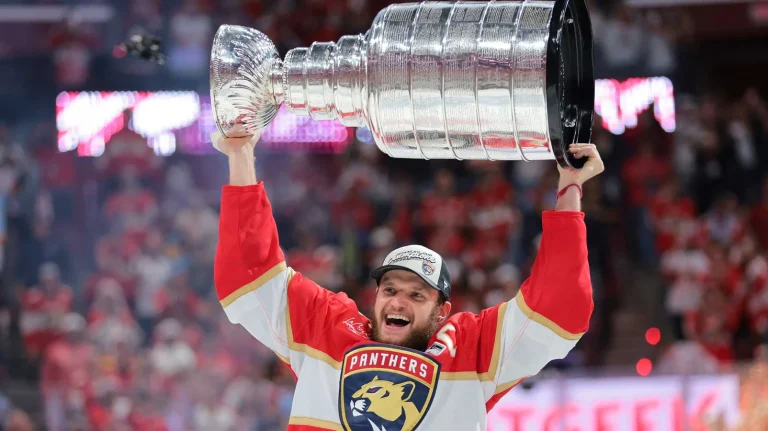 Aleksander Barkov Stanley Cup advice