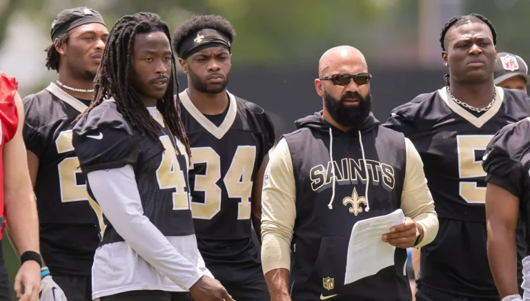 Alvin Kamara Broncos trade 2025