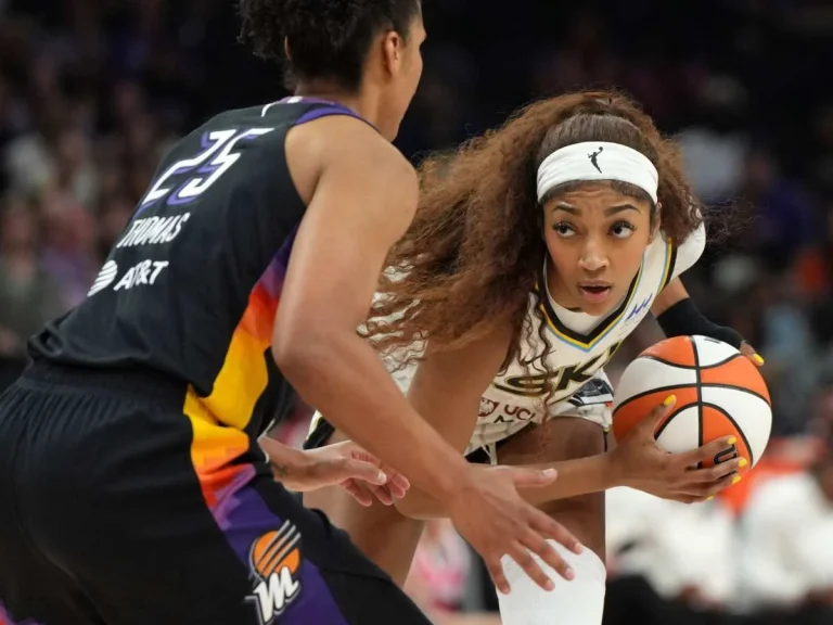 Angel Reese defensive challenge against Alyssa Thomas