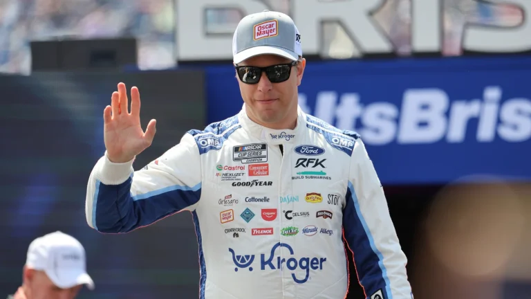 Brad Keselowski costly pit road mistake at Pocono