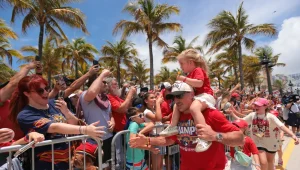 Brad Marchand Fires Sharp NHL Rivalry Jab at Jake Walman After Panthers’ Playoff Win