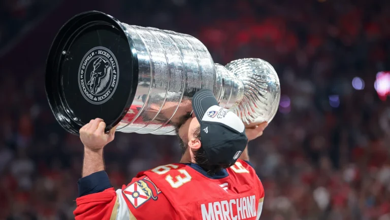 Brad Marchand denies Maple Leafs signing rumors