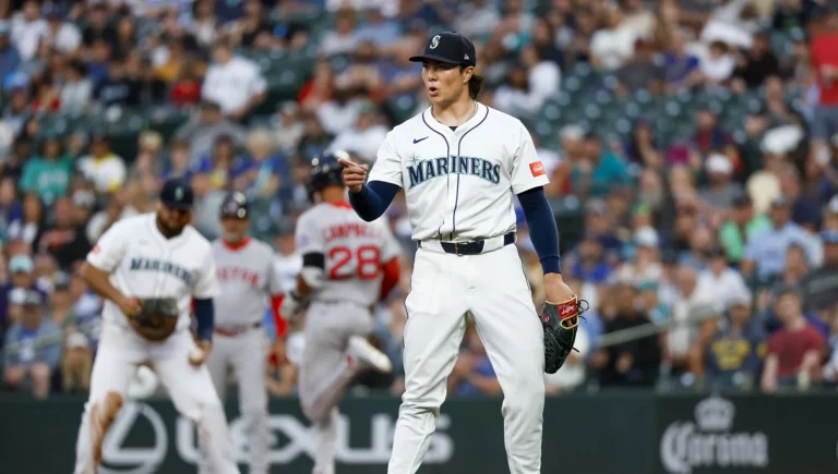 Bryan Woo Mariners playoff push