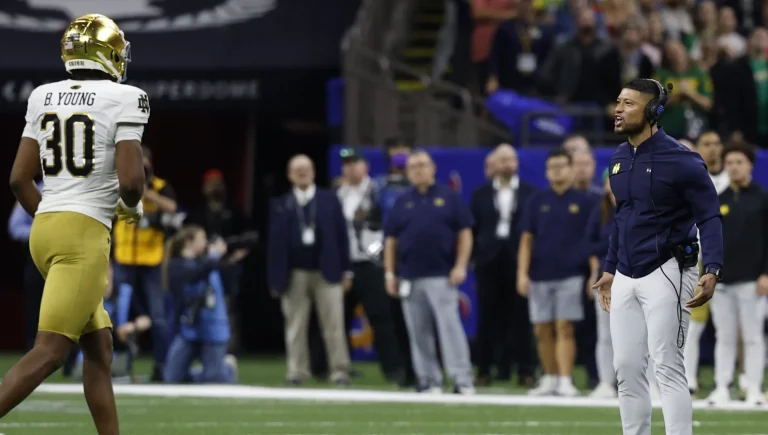 Bryce Young leads resilient offense overcoming adversity