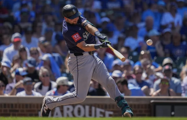 Cal Raleigh two home runs against Cubs