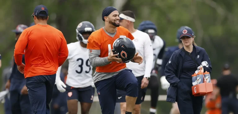 Caleb Williams Bears playoff transformation