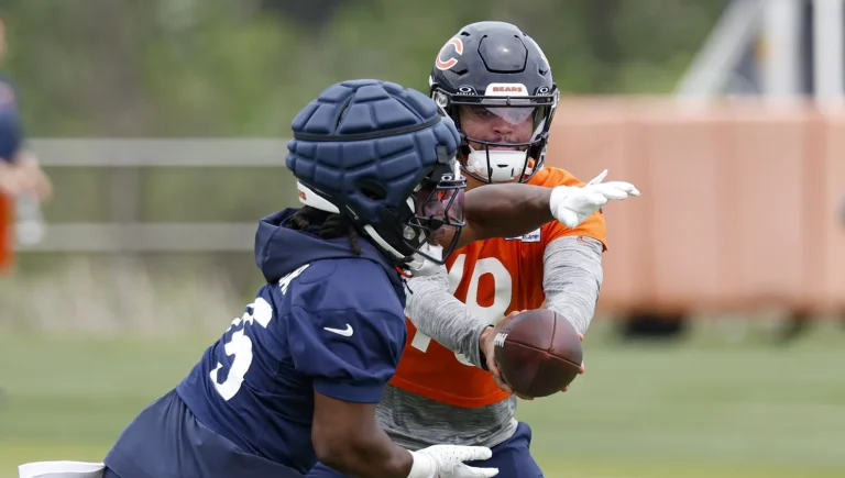 Caleb Williams new offensive weapons Chicago Bears