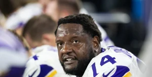 Cam Robinson Takes Center Stage as Texans Bet Big on Offensive Line Revival