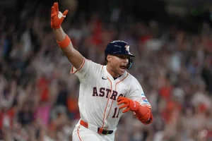 Rookie Cam Smith’s Walkoff Single Seals Astros’ Thrilling 3-2 Win Over Twins