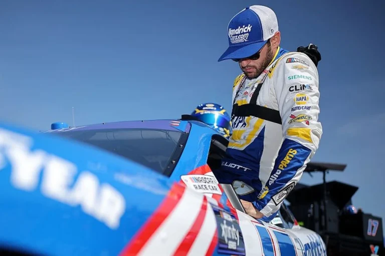 Chase Elliott qualifying struggles