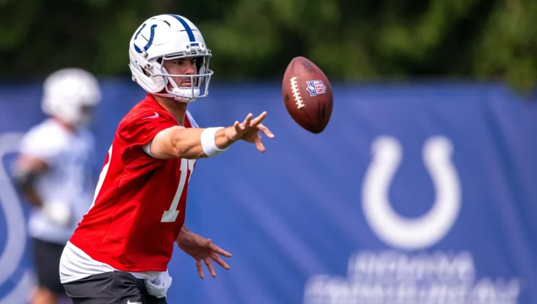 Daniel Jones leads Colts quarterback battle in training camp