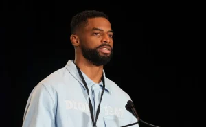 Darius Slayton’s Resilience Secures New York Giants Comeback with Game-Changing Contract Deal