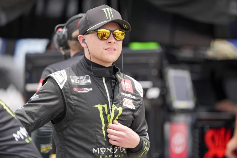 Denny Hamlin crew chief role