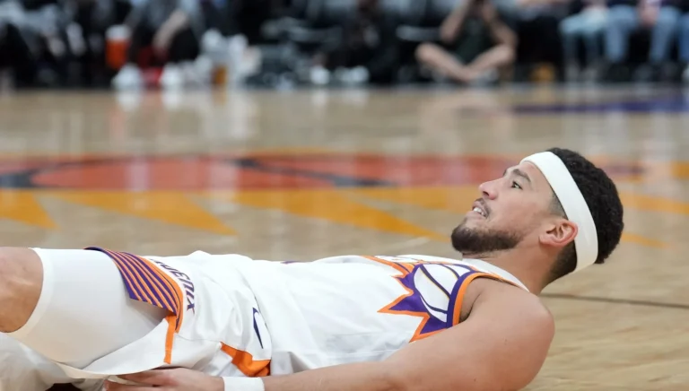 Devin Booker future Phoenix Suns rebuilding