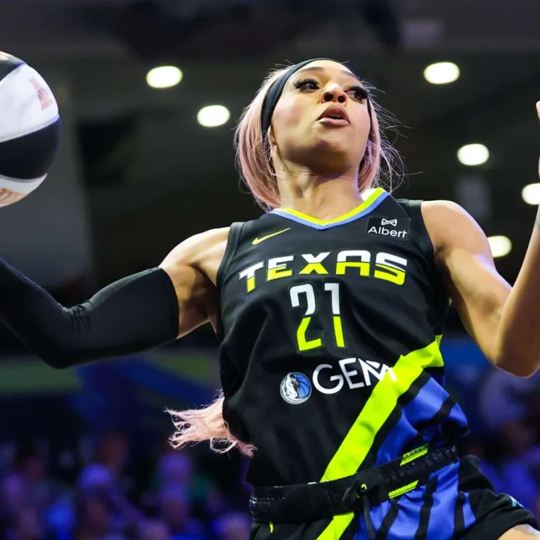 DiJonai Carrington Dallas Wings fan backlash