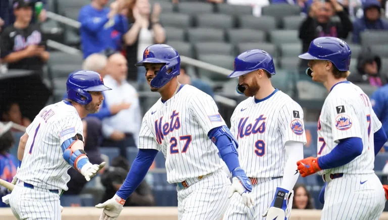 Eugenio Suárez Mets infield target