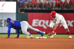 Garrett Hampson Shocks Fans with Three-Pitch Inning in Stunning Cardinals Pitching Debut