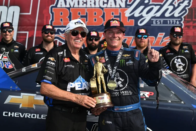 Graham Rahal family nature walk
