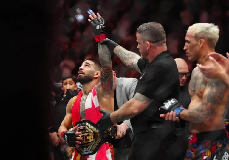 Ilia Topuria UFC lightweight champion