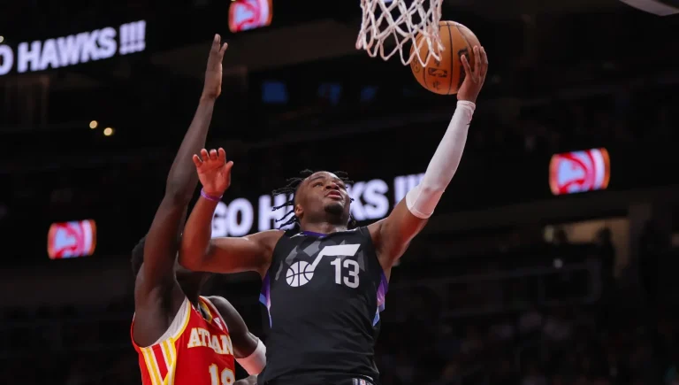 Isaiah Collier jersey number switch