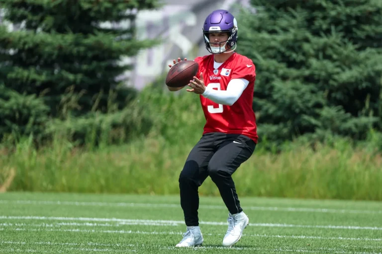 J.J. McCarthy Vikings success odds